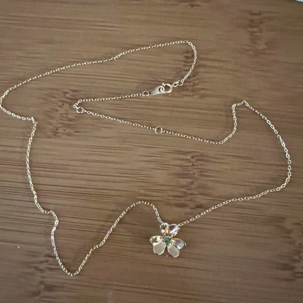 925 silver chain gold color I accept offers, I have a lot of jewelry